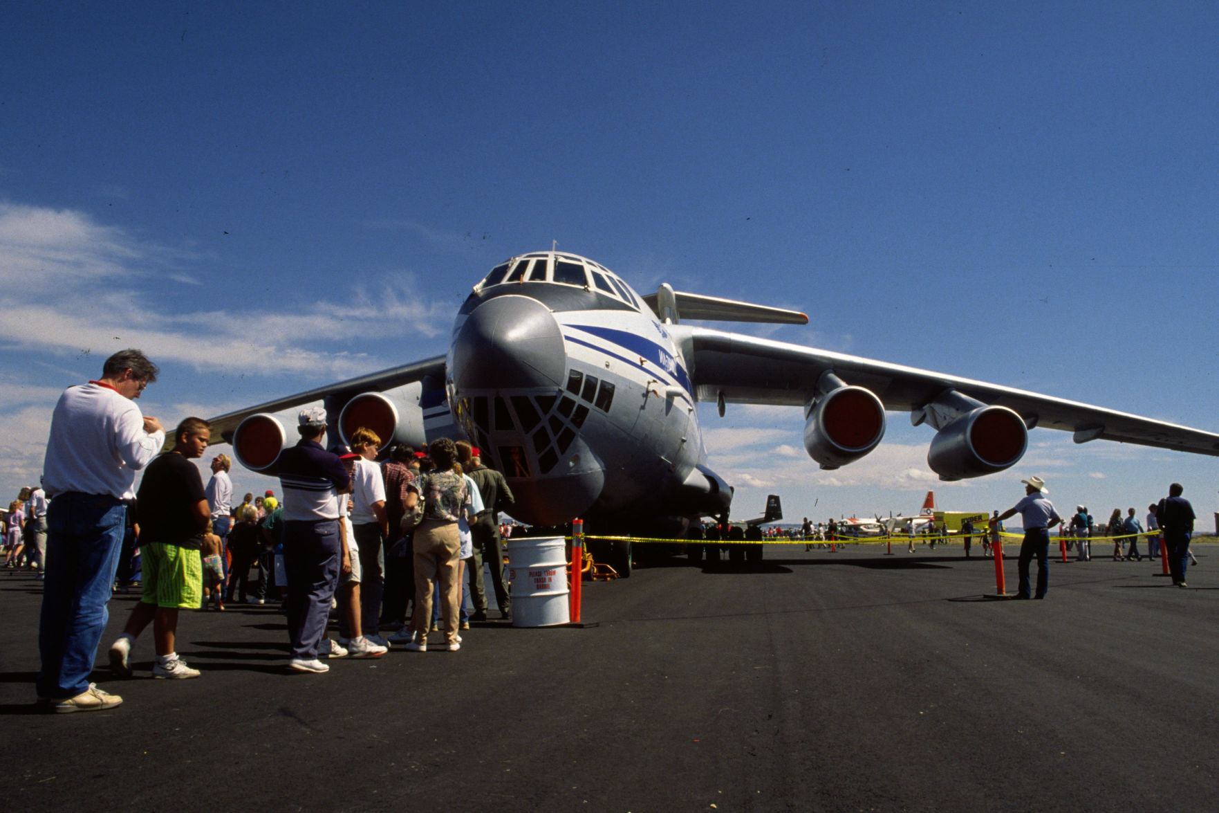 Ilyushin Il-76, 1990